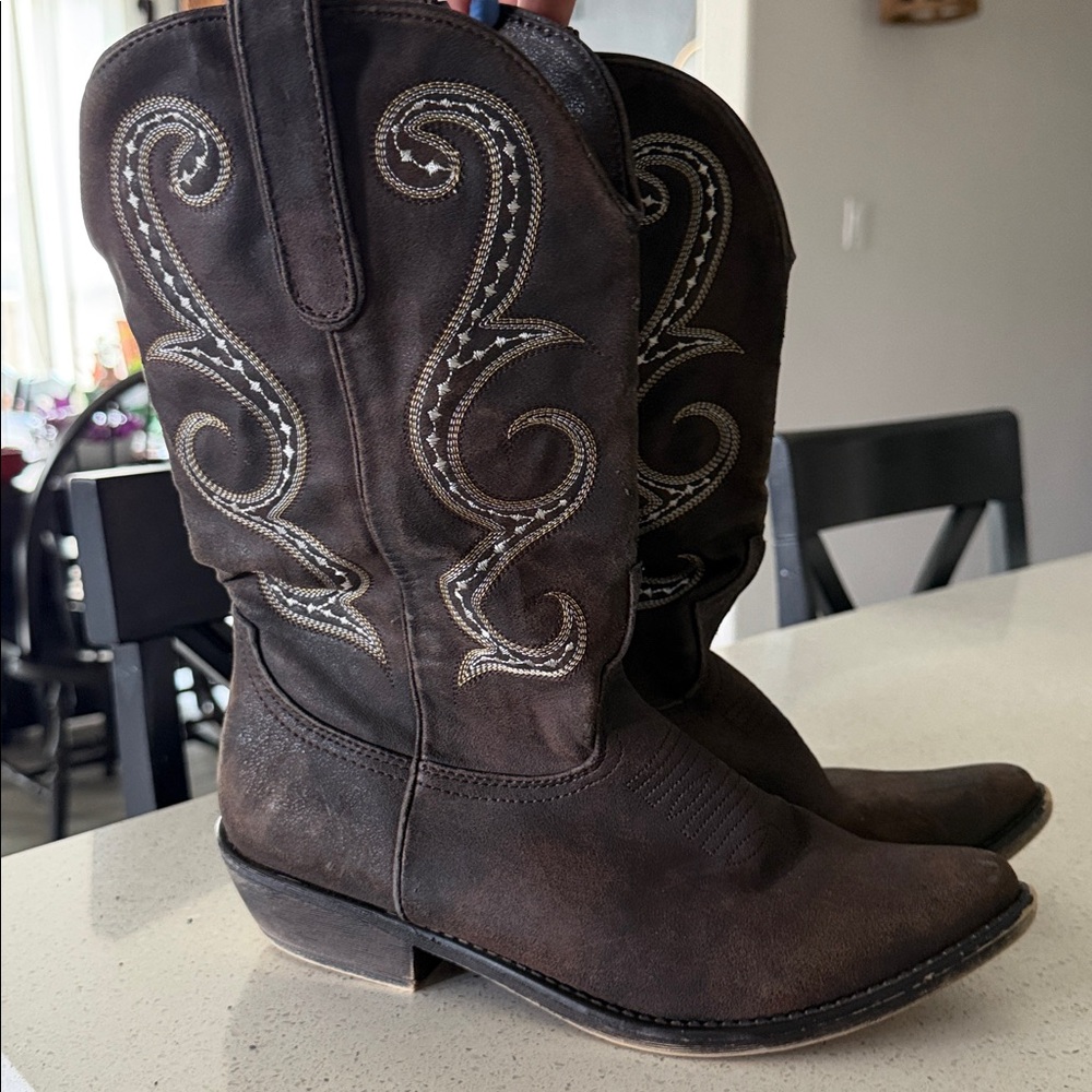 American Rag Cowboy Boots Brown Southern Country 8.5 Western - Picture 8 of 9